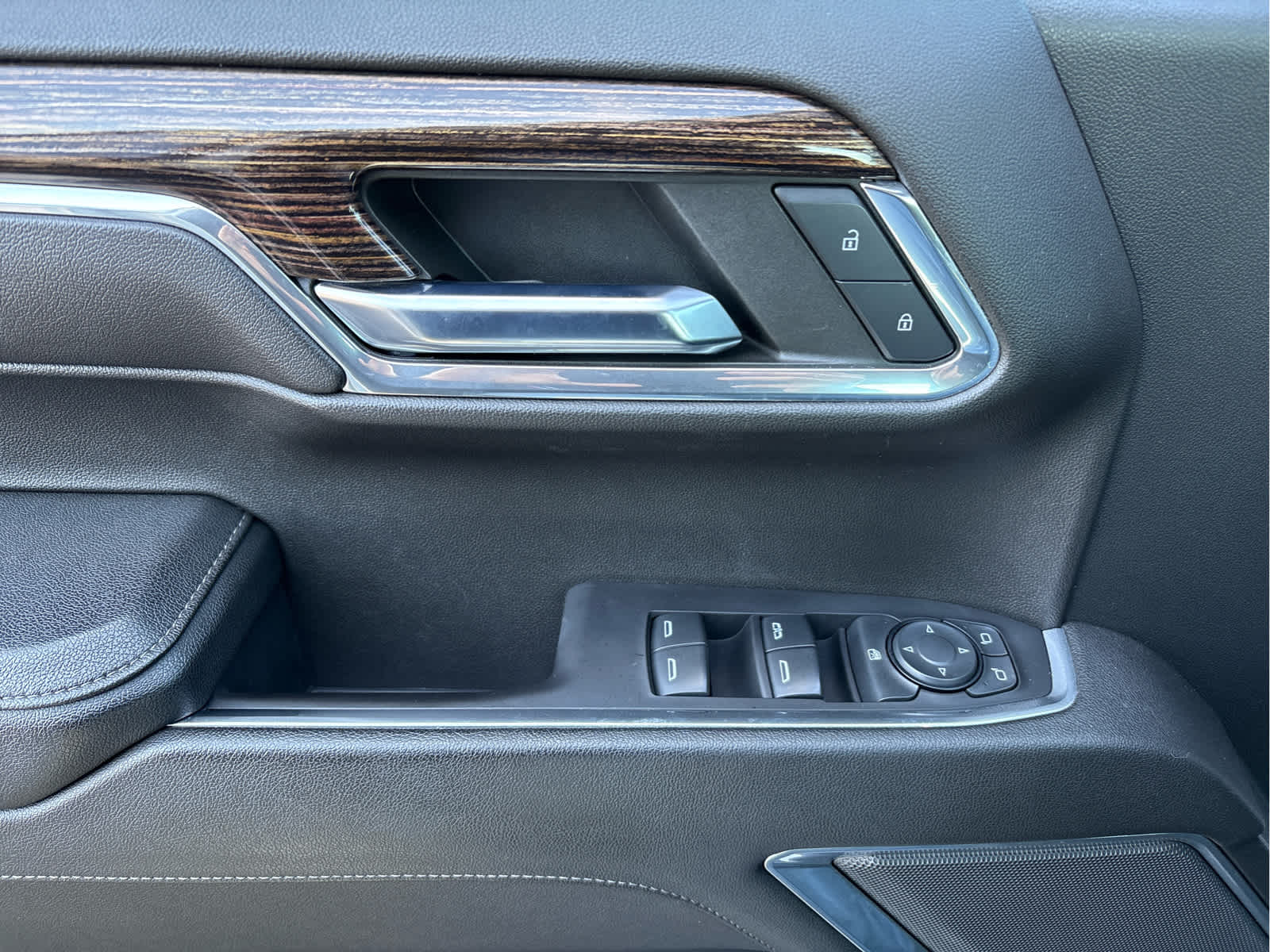 2023 GMC Sierra 1500 4WD Crew Cab 147 Elevation w/3SB