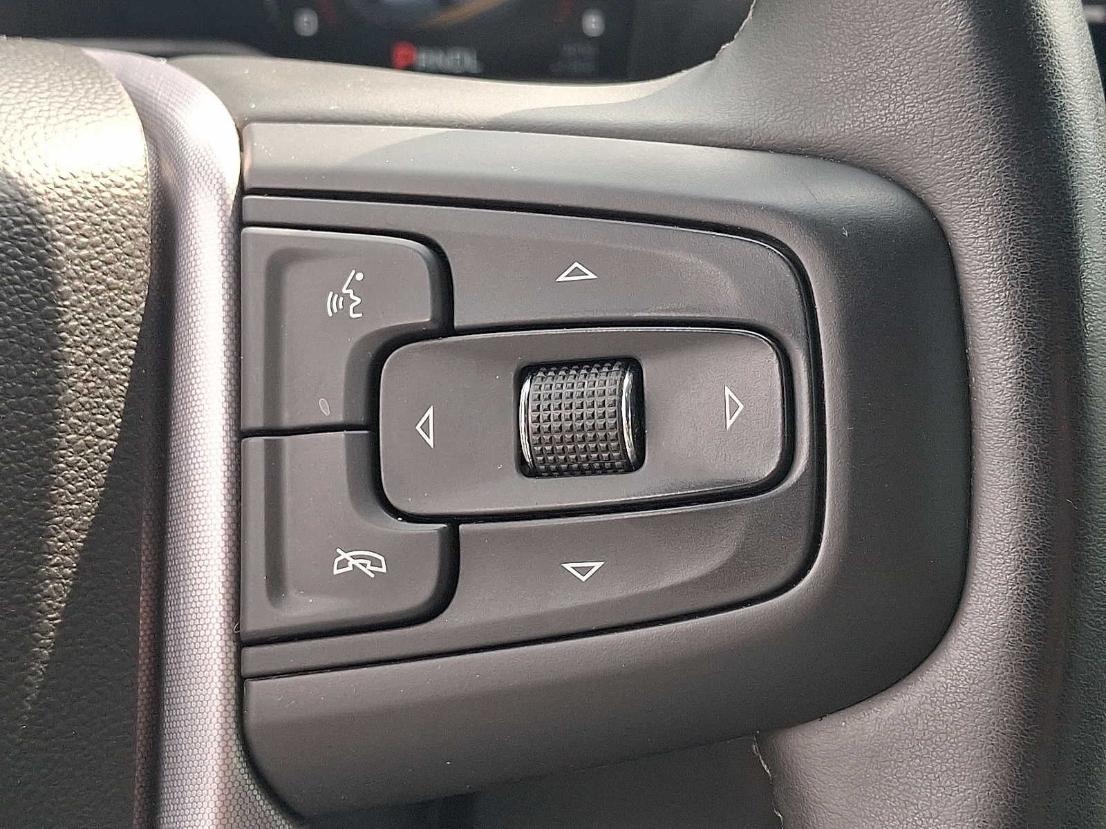 2025 GMC Sierra 1500 4WD Crew Cab 147 SLT