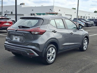 2025 Nissan Kicks Play S FWD