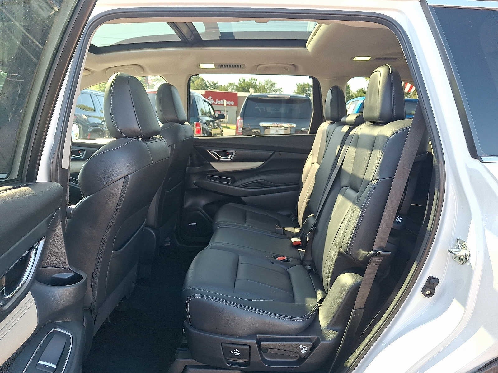 2022 Subaru Ascent Limited 8-Passenger