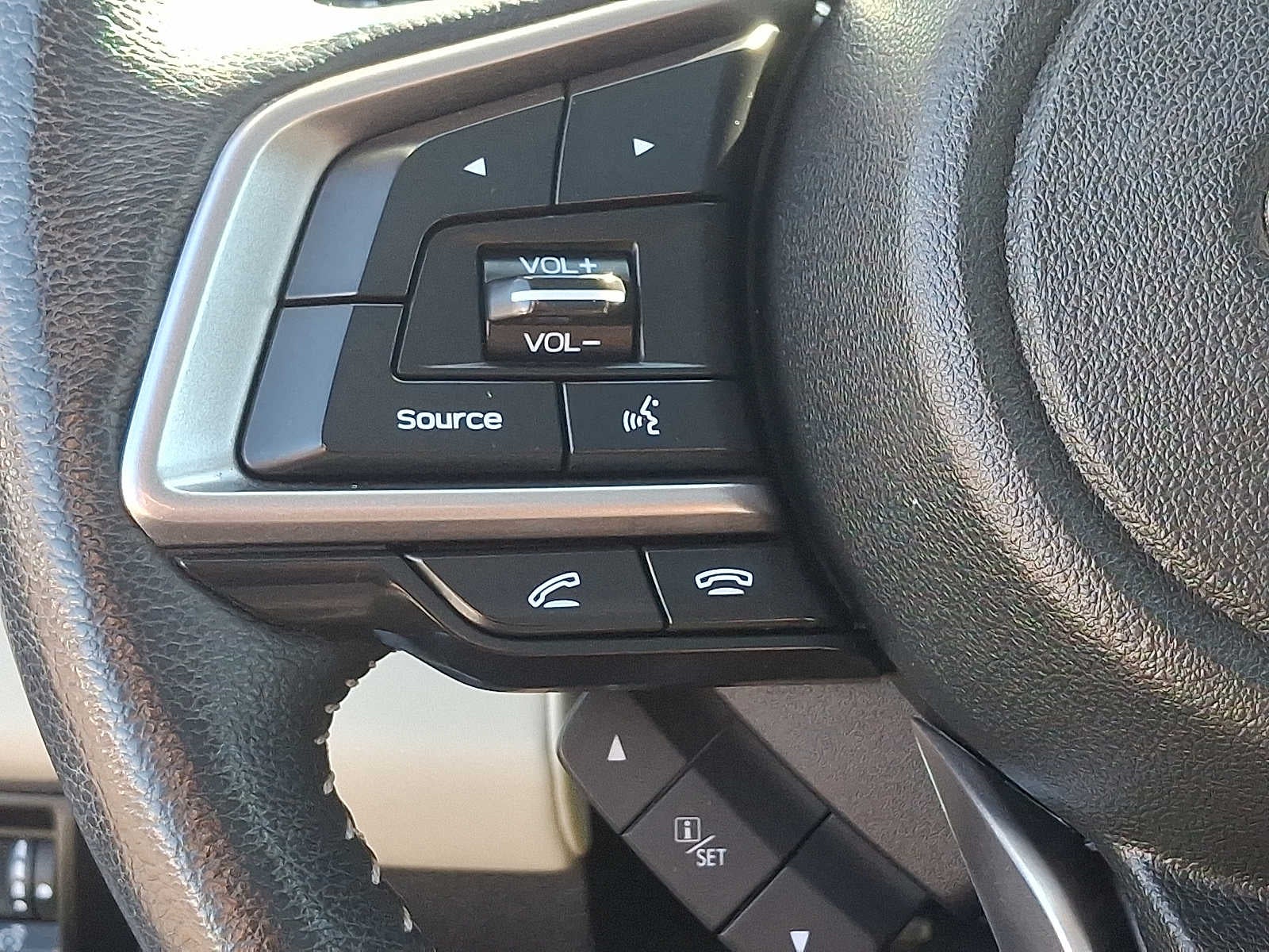 2022 Subaru Ascent Limited 8-Passenger