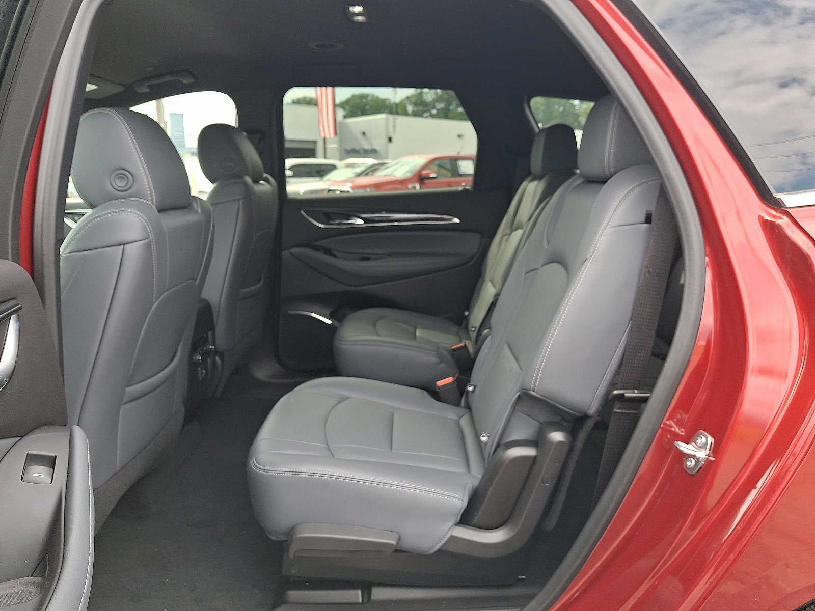 2023 Buick Enclave FWD 4dr Essence