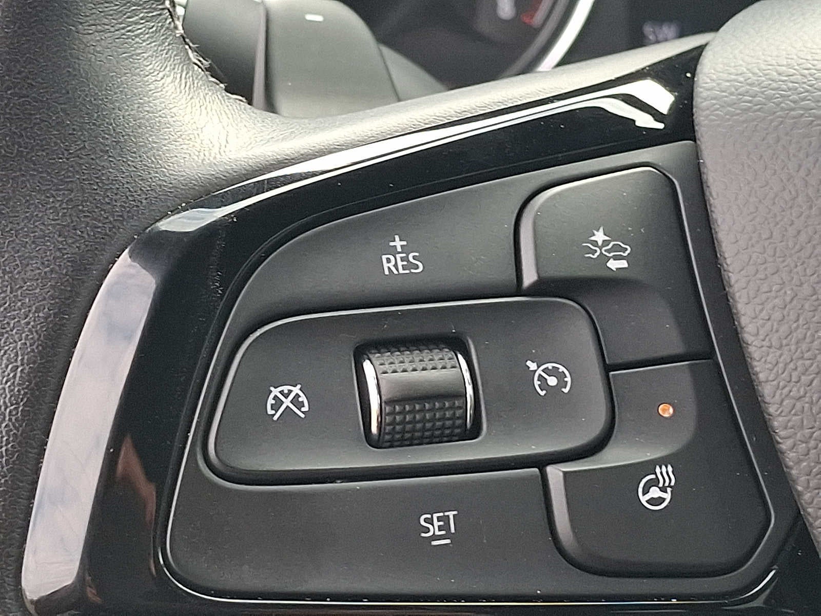 2023 Buick Enclave FWD 4dr Essence