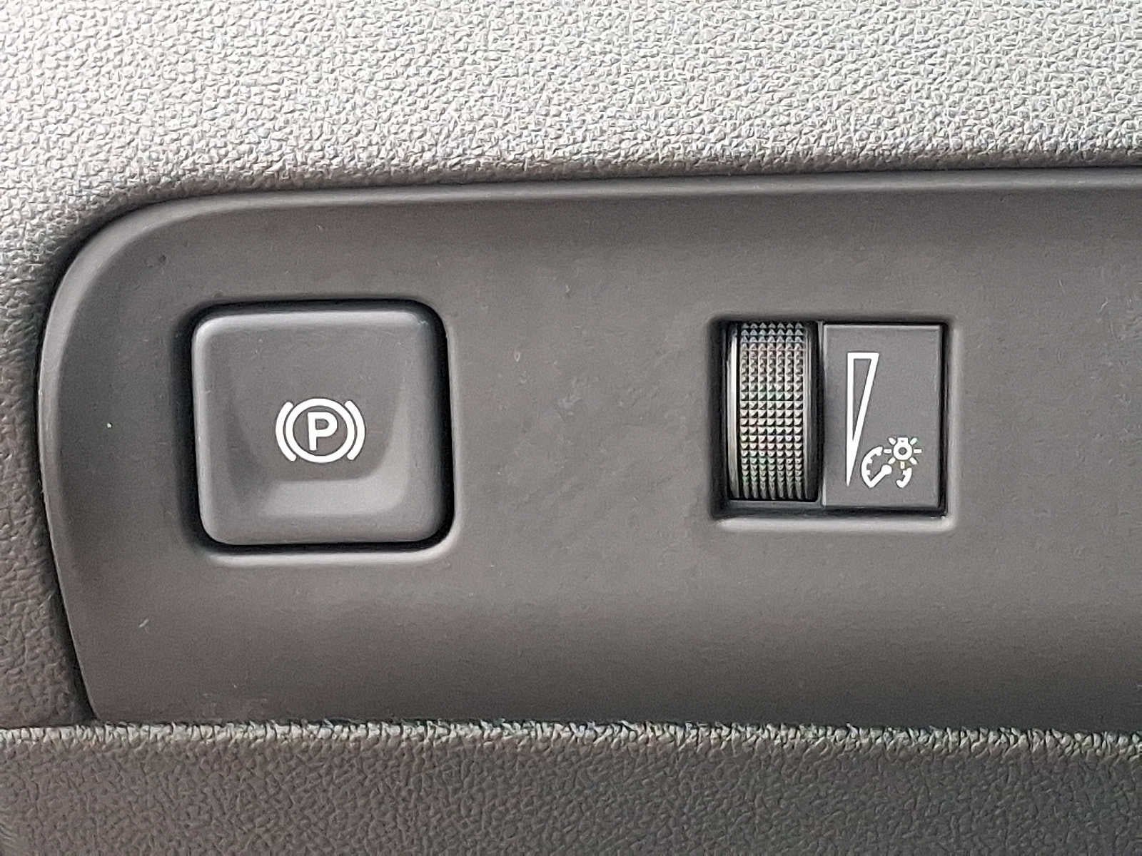 2023 Buick Enclave FWD 4dr Essence