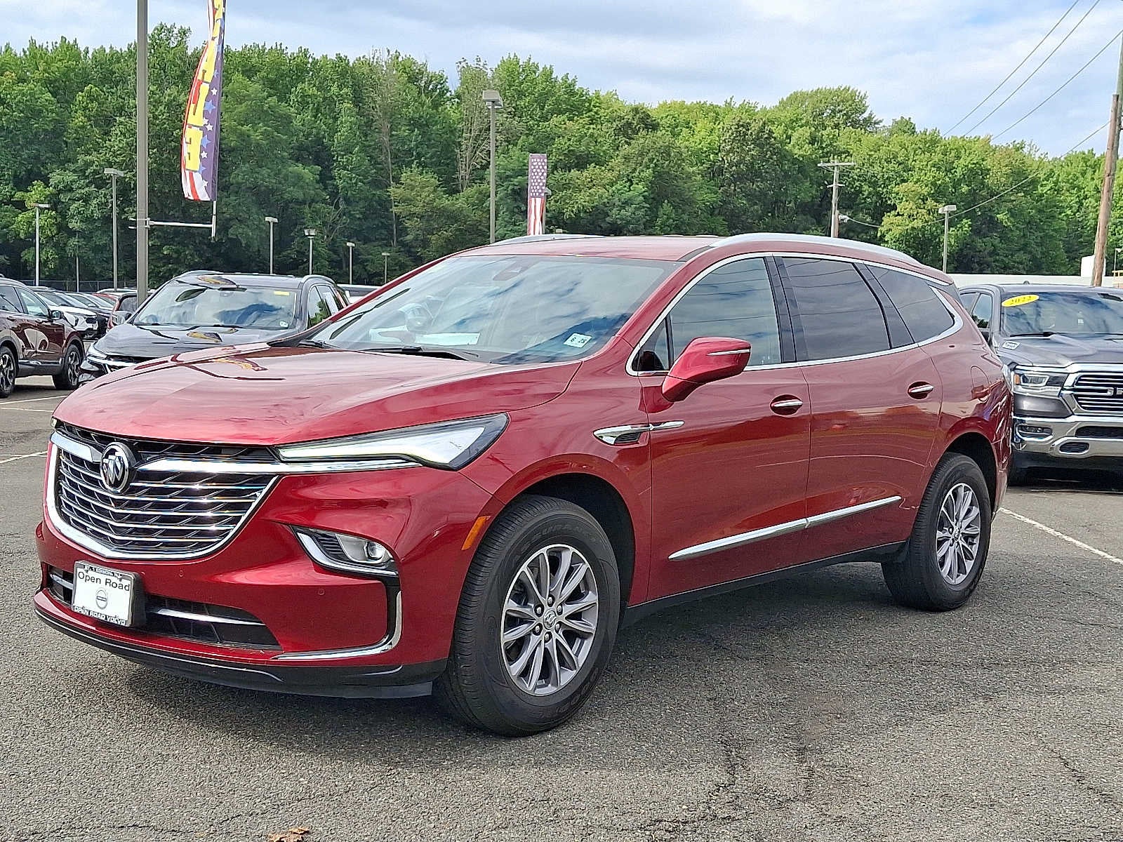 2023 Buick Enclave FWD 4dr Essence