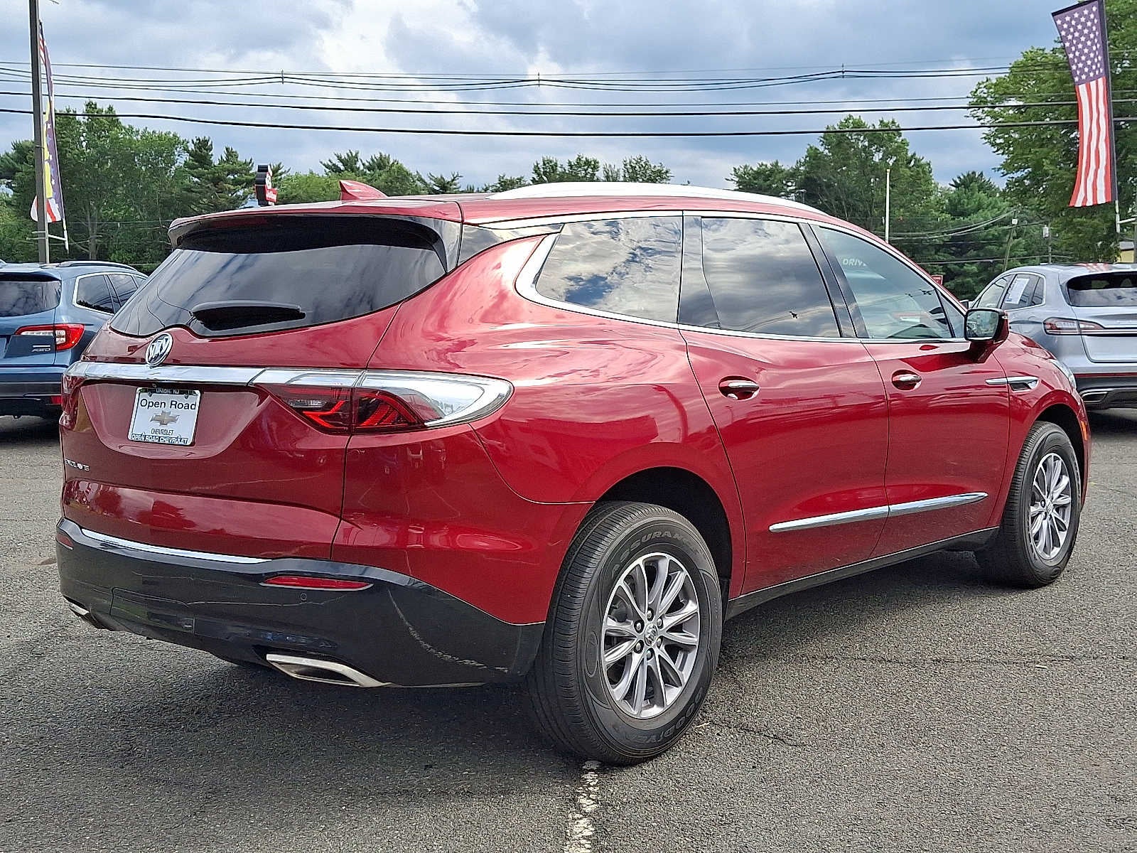2023 Buick Enclave FWD 4dr Essence