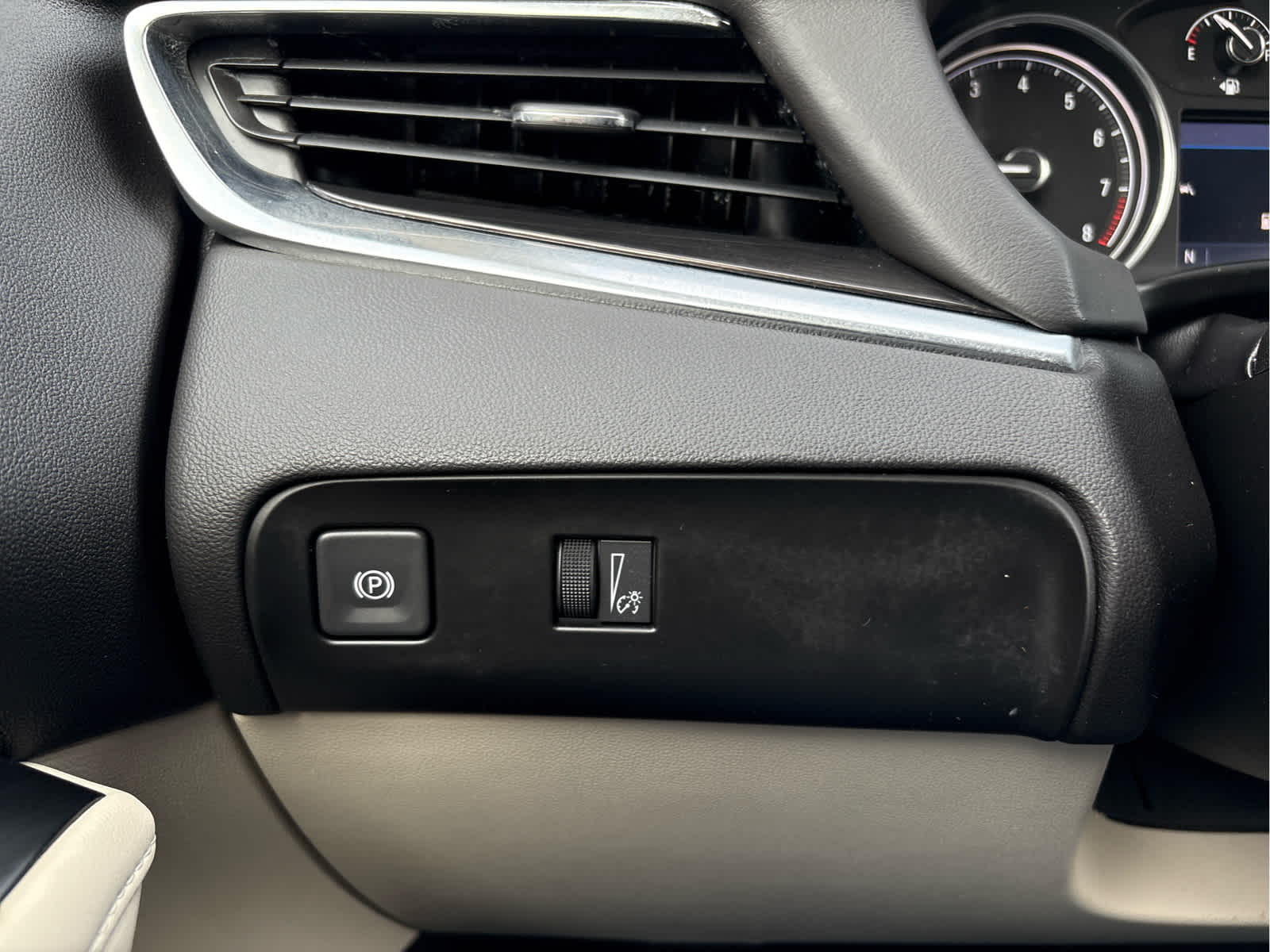 2024 Buick Enclave AWD 4dr Essence