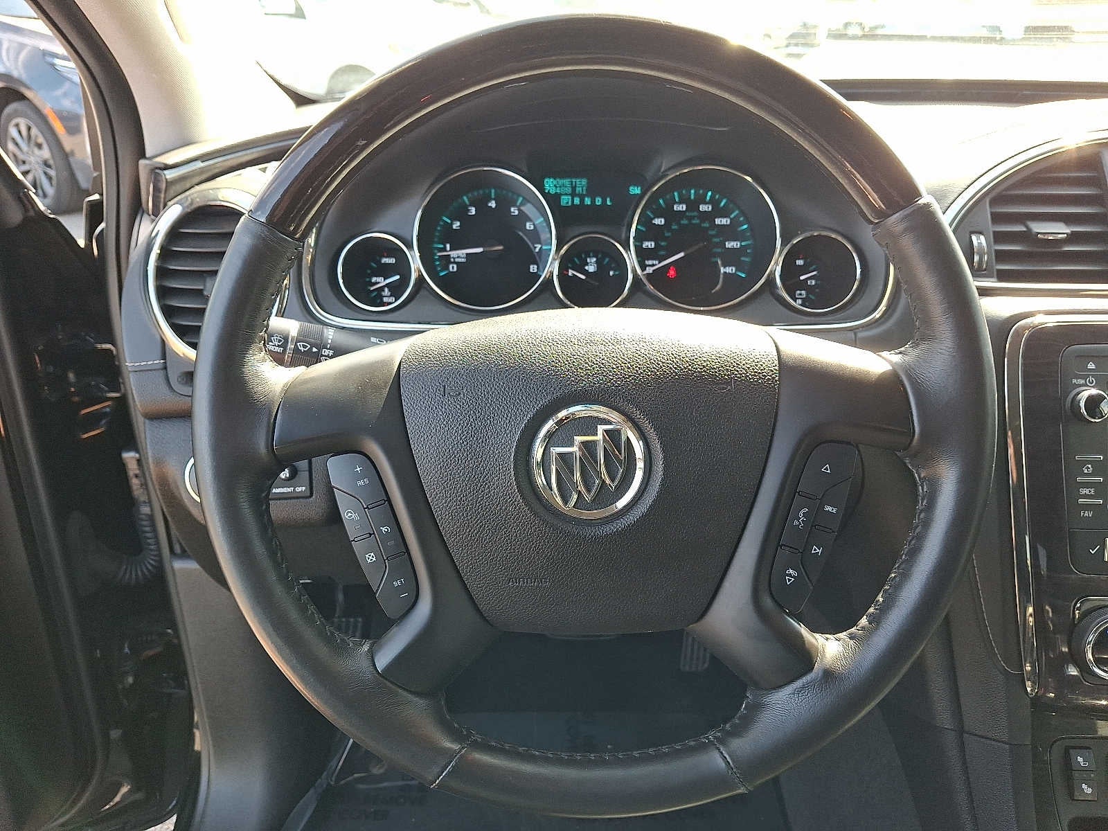 2017 Buick Enclave FWD 4dr Leather