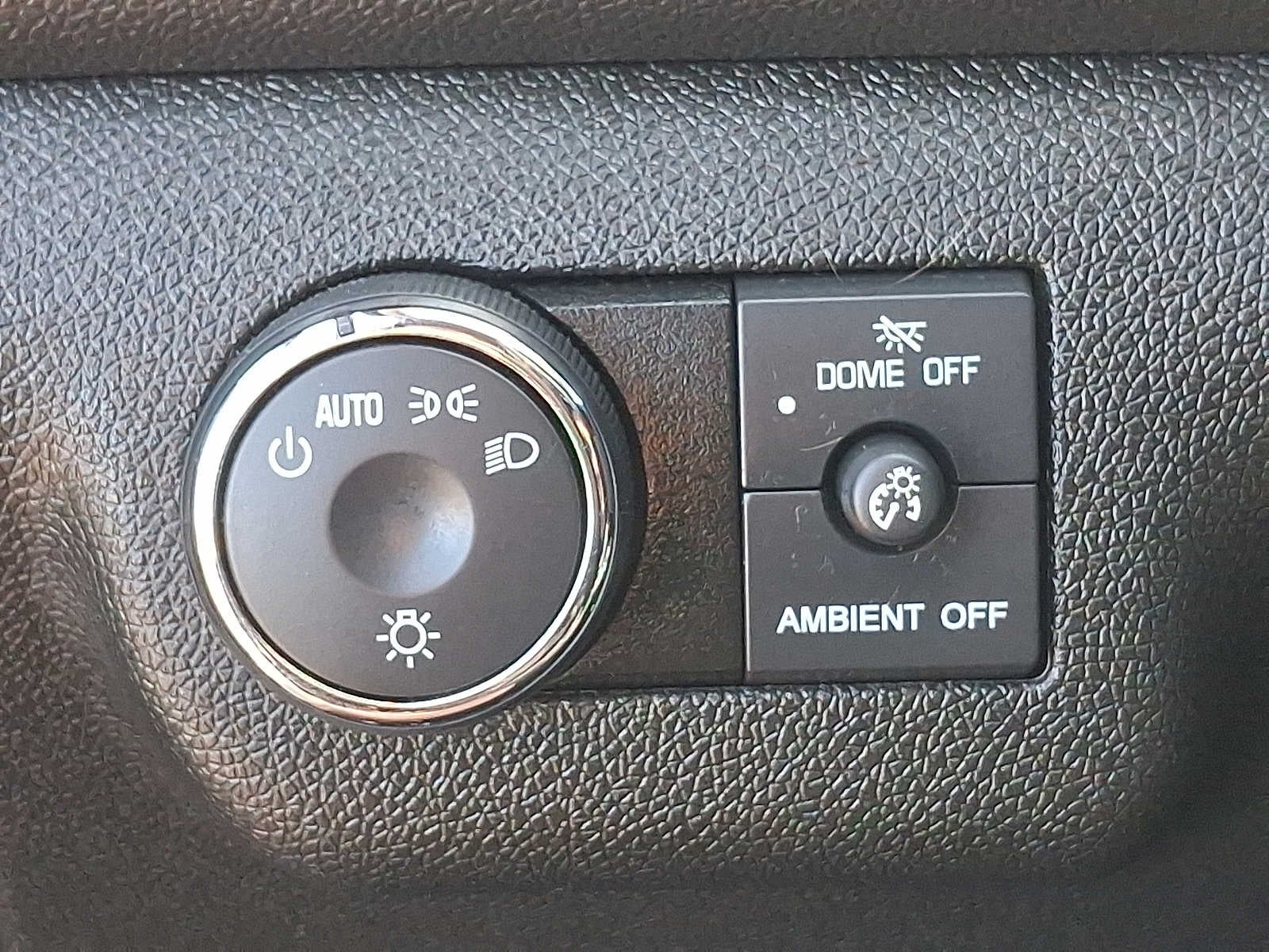 2017 Buick Enclave FWD 4dr Leather