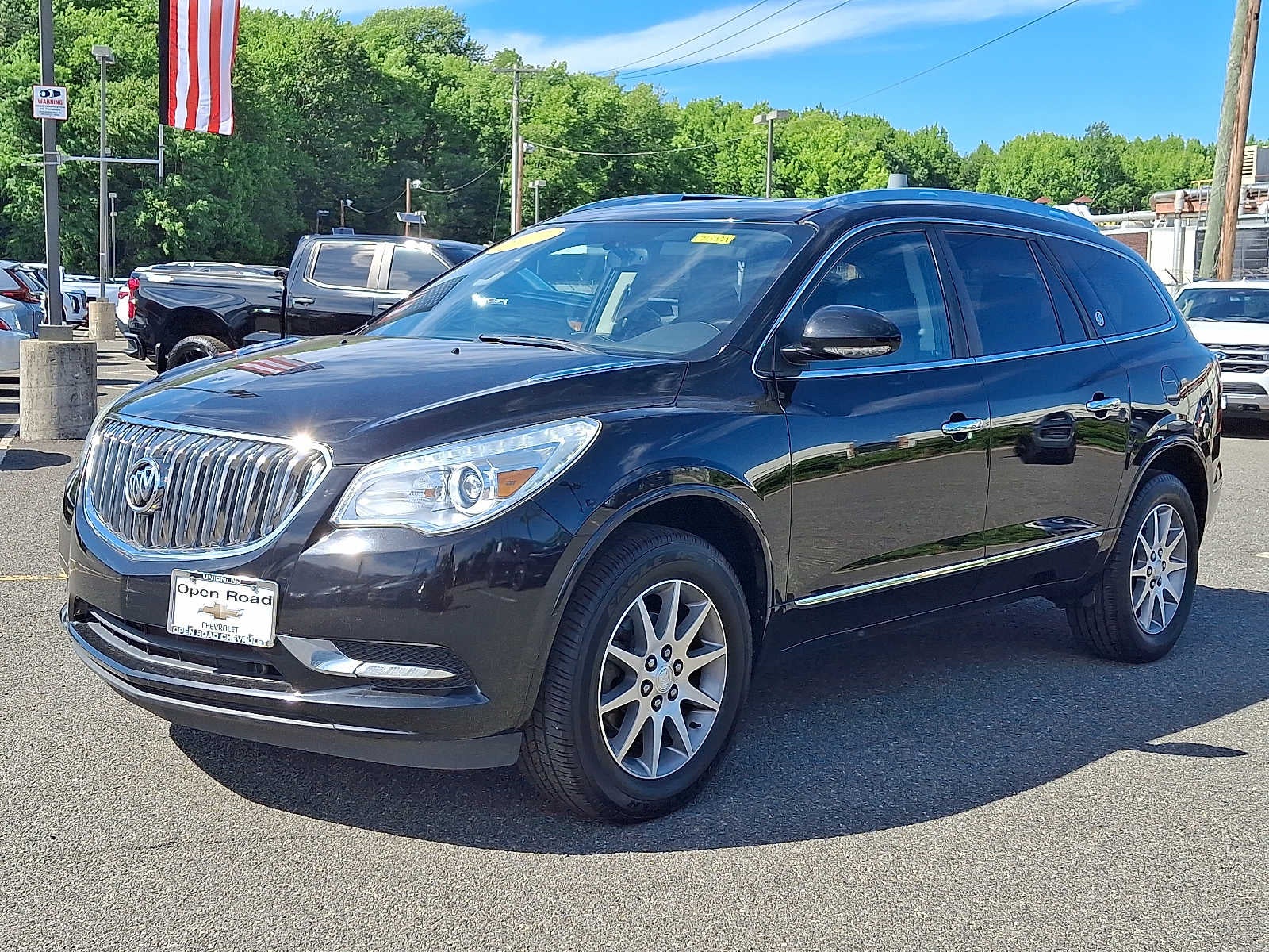 2017 Buick Enclave FWD 4dr Leather