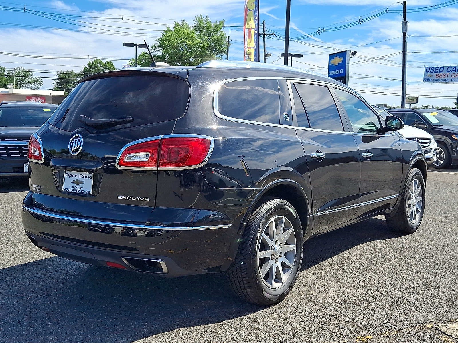 2017 Buick Enclave FWD 4dr Leather