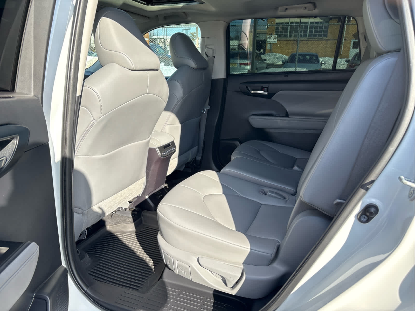 2022 Toyota Highlander XLE AWD