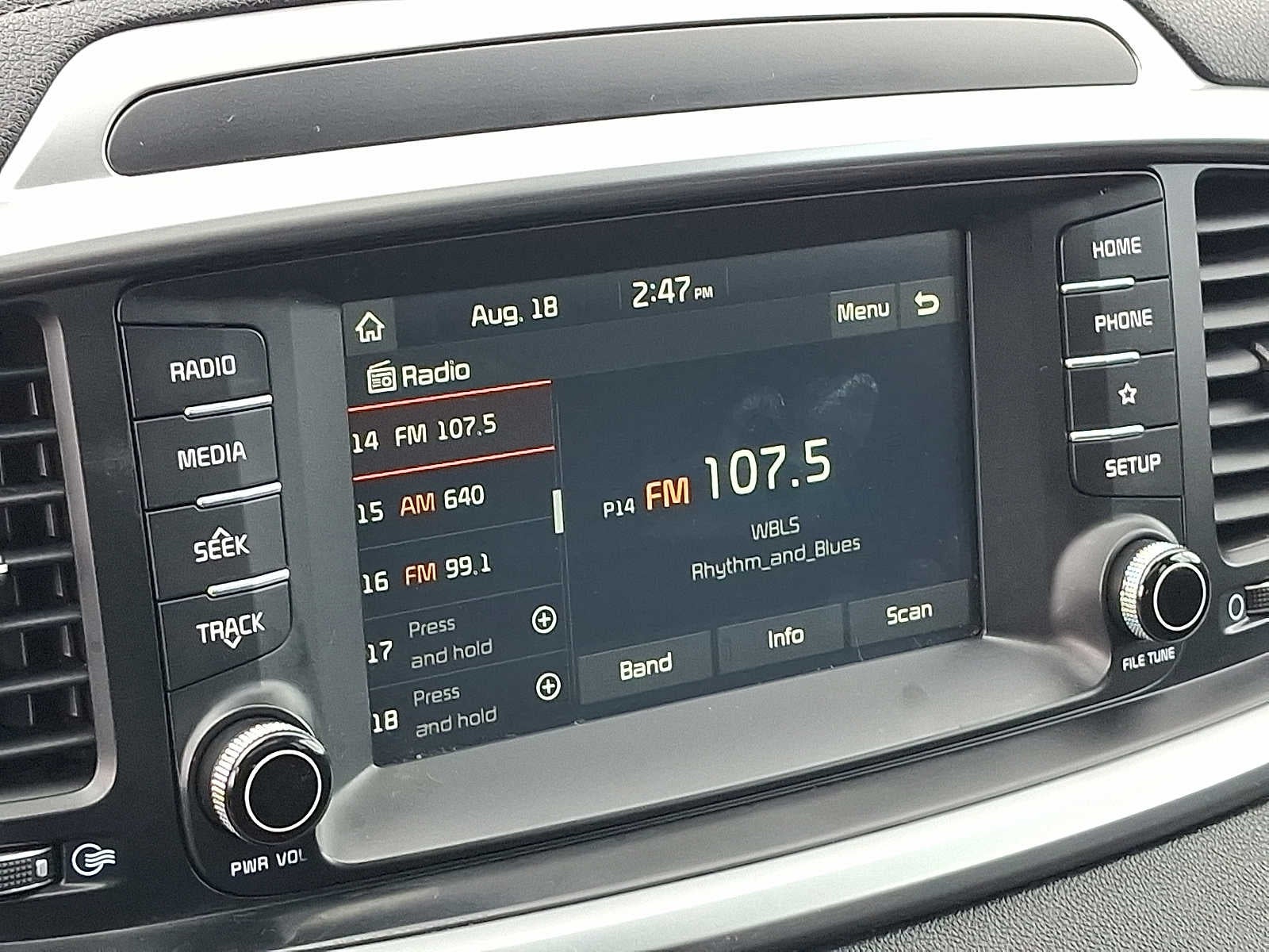 2020 Kia Sorento S V6 AWD