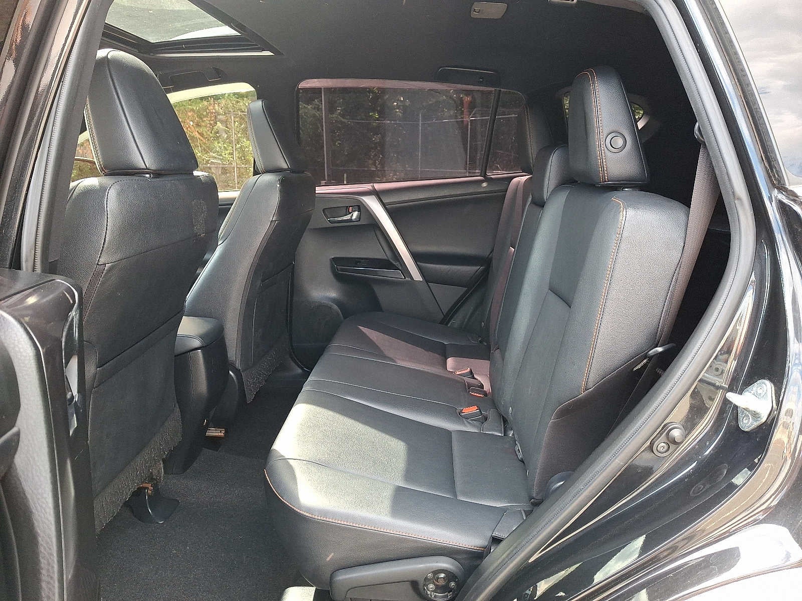2016 Toyota RAV4 AWD 4dr SE