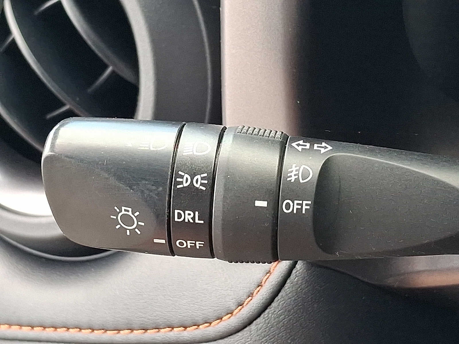 2016 Toyota RAV4 AWD 4dr SE