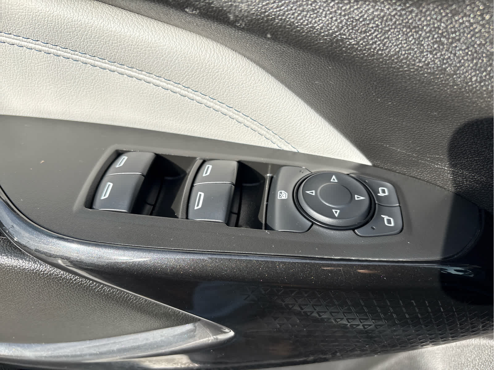 2024 Chevrolet Trax FWD 4dr LT