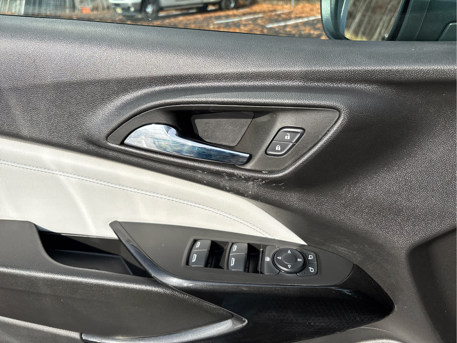 2024 Chevrolet Trax FWD 4dr LT