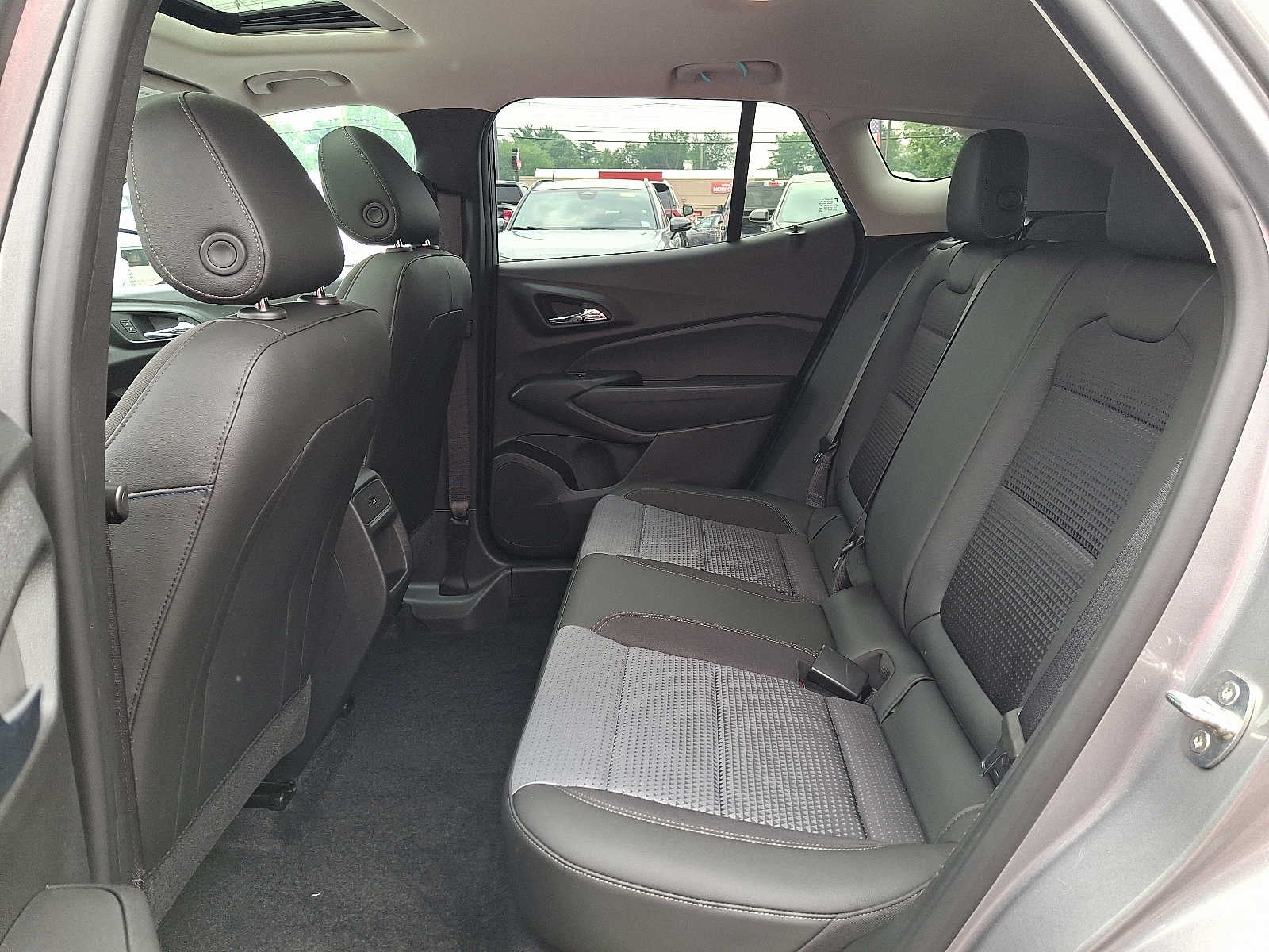 2024 Chevrolet Trax FWD 4dr LT