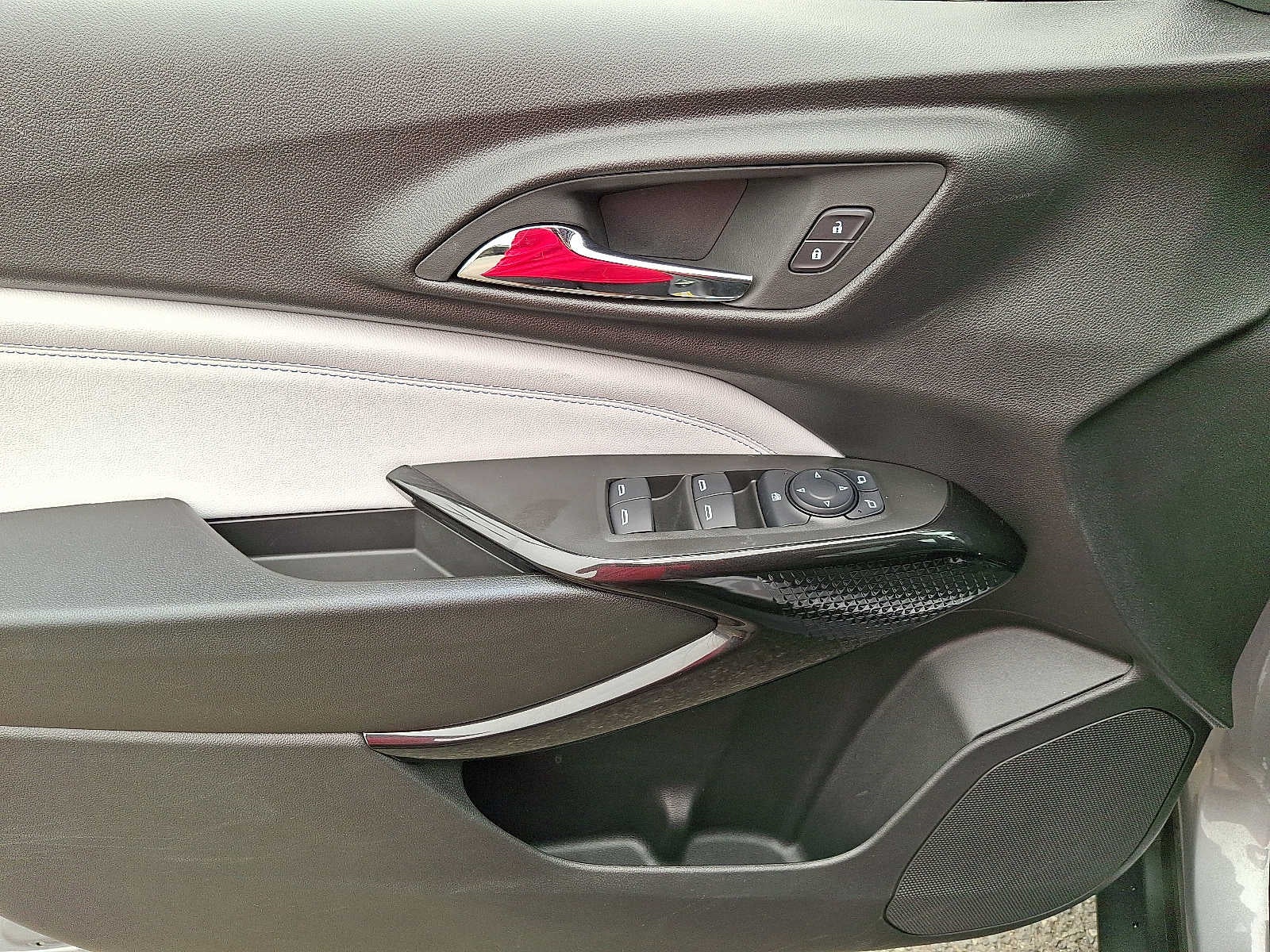 2024 Chevrolet Trax FWD 4dr LT