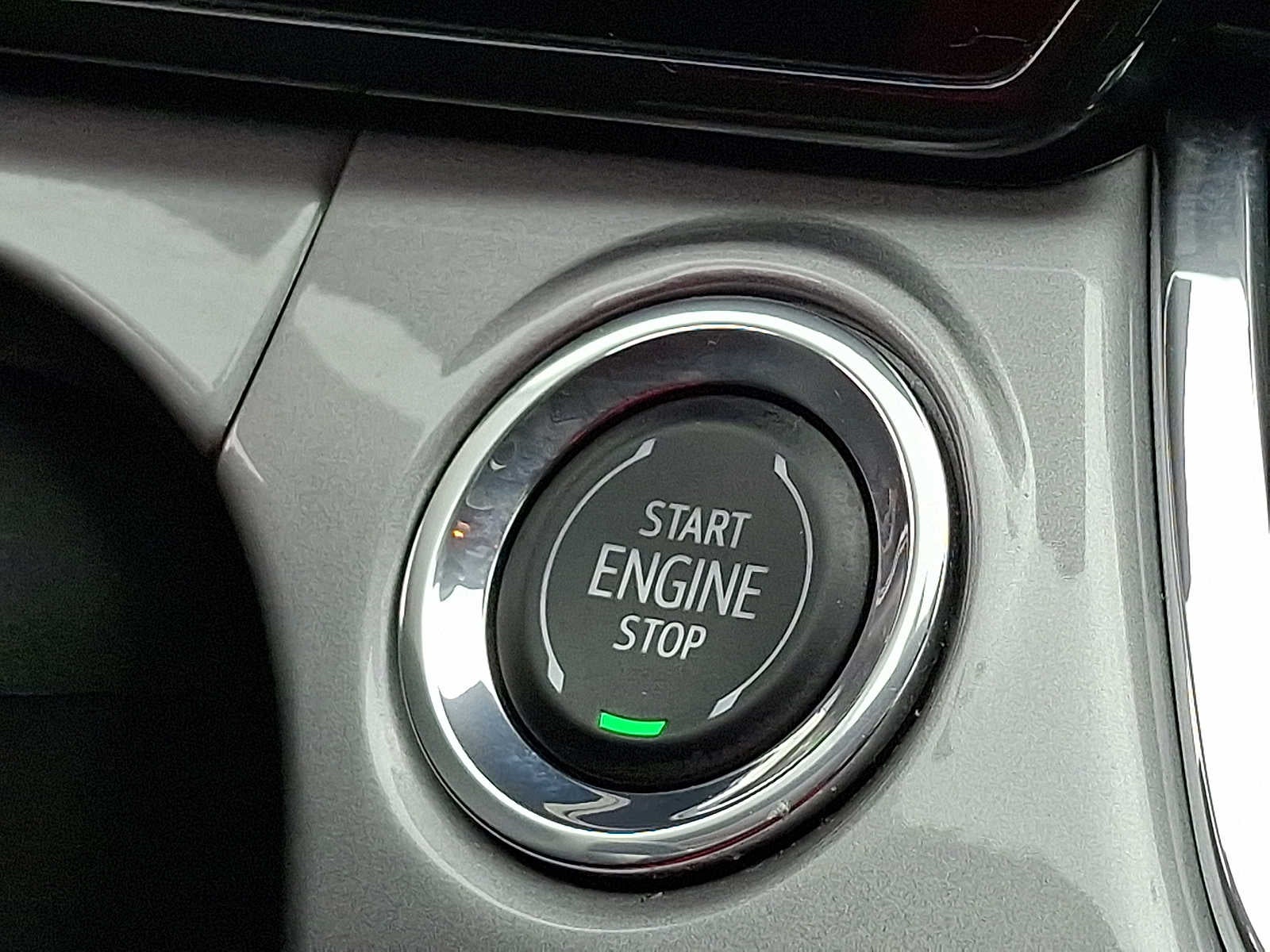 2024 Chevrolet Trax FWD 4dr LT