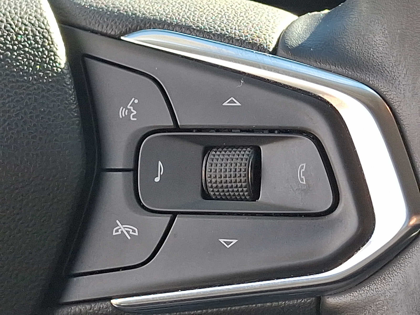 2024 Chevrolet Trax FWD 4dr LT