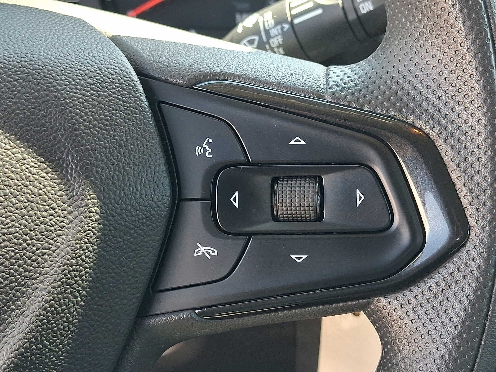 2023 Chevrolet TrailBlazer AWD 4dr LS