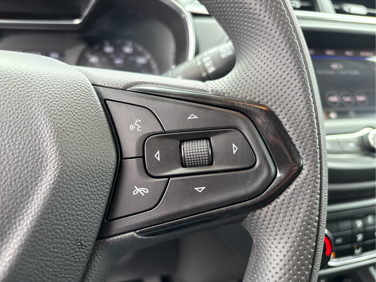 2023 Chevrolet TrailBlazer FWD 4dr LT