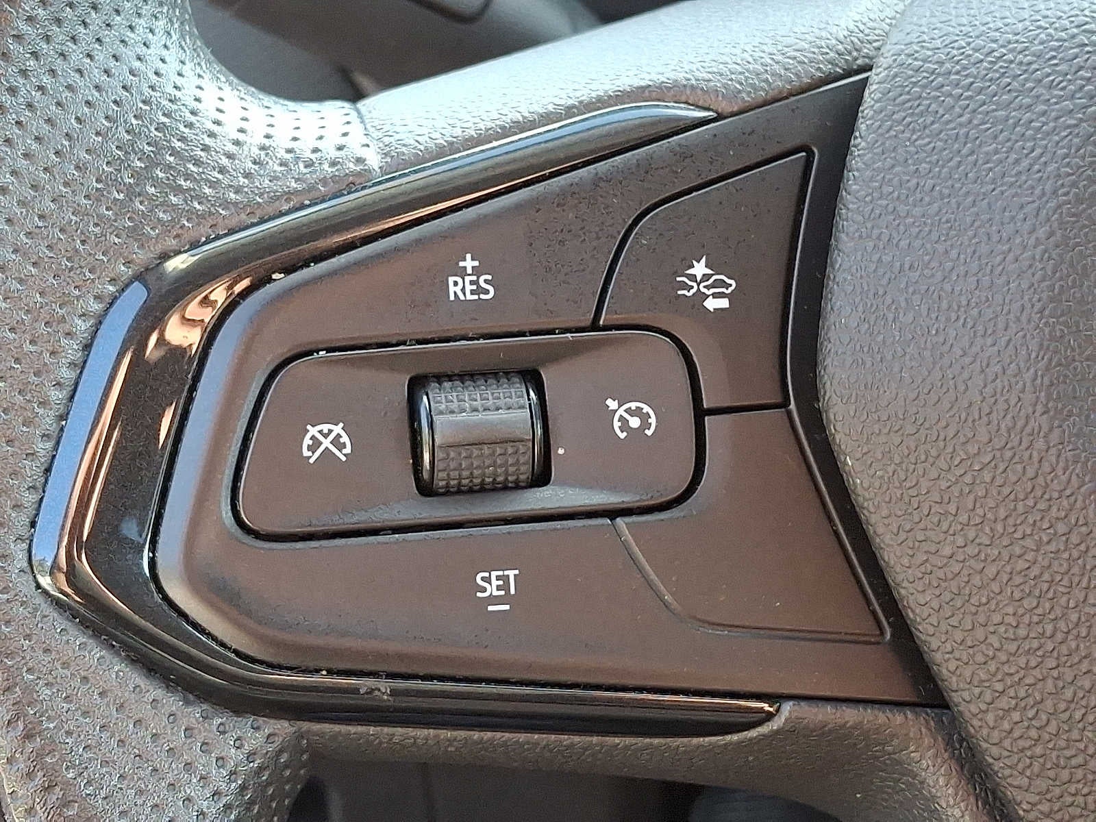 2023 Chevrolet TrailBlazer AWD 4dr LT
