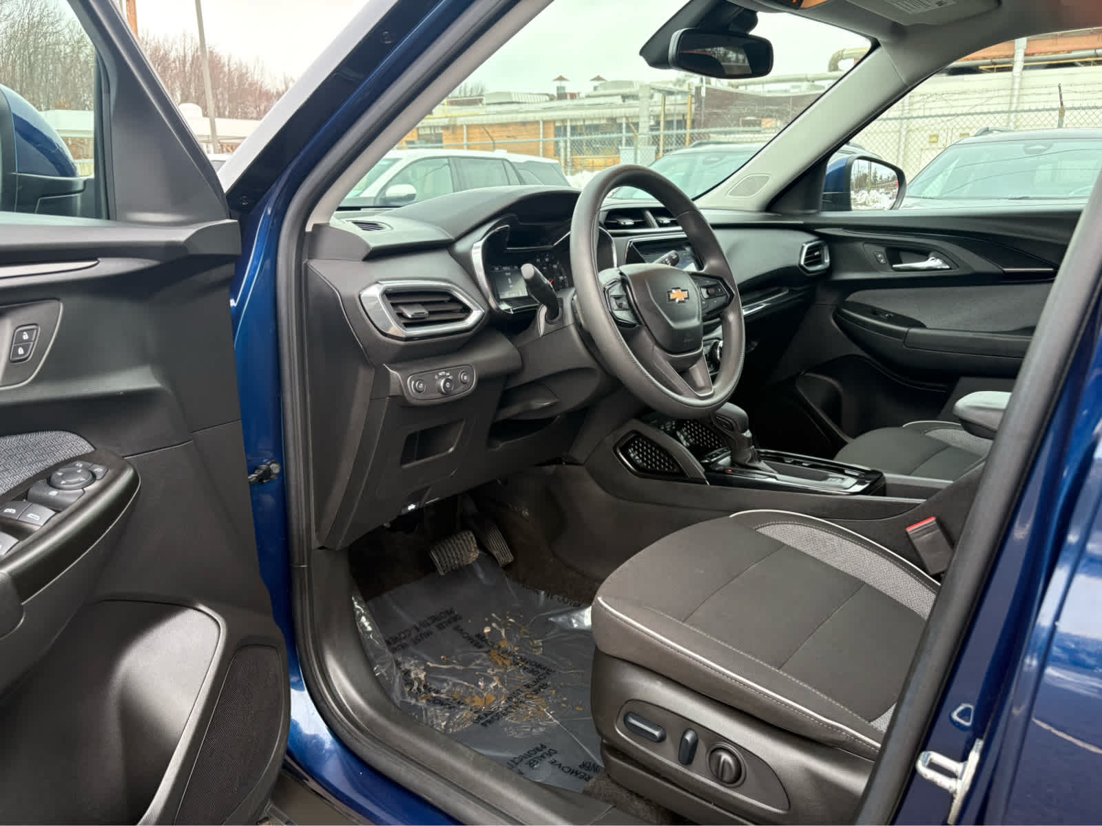 2023 Chevrolet TrailBlazer AWD 4dr LT