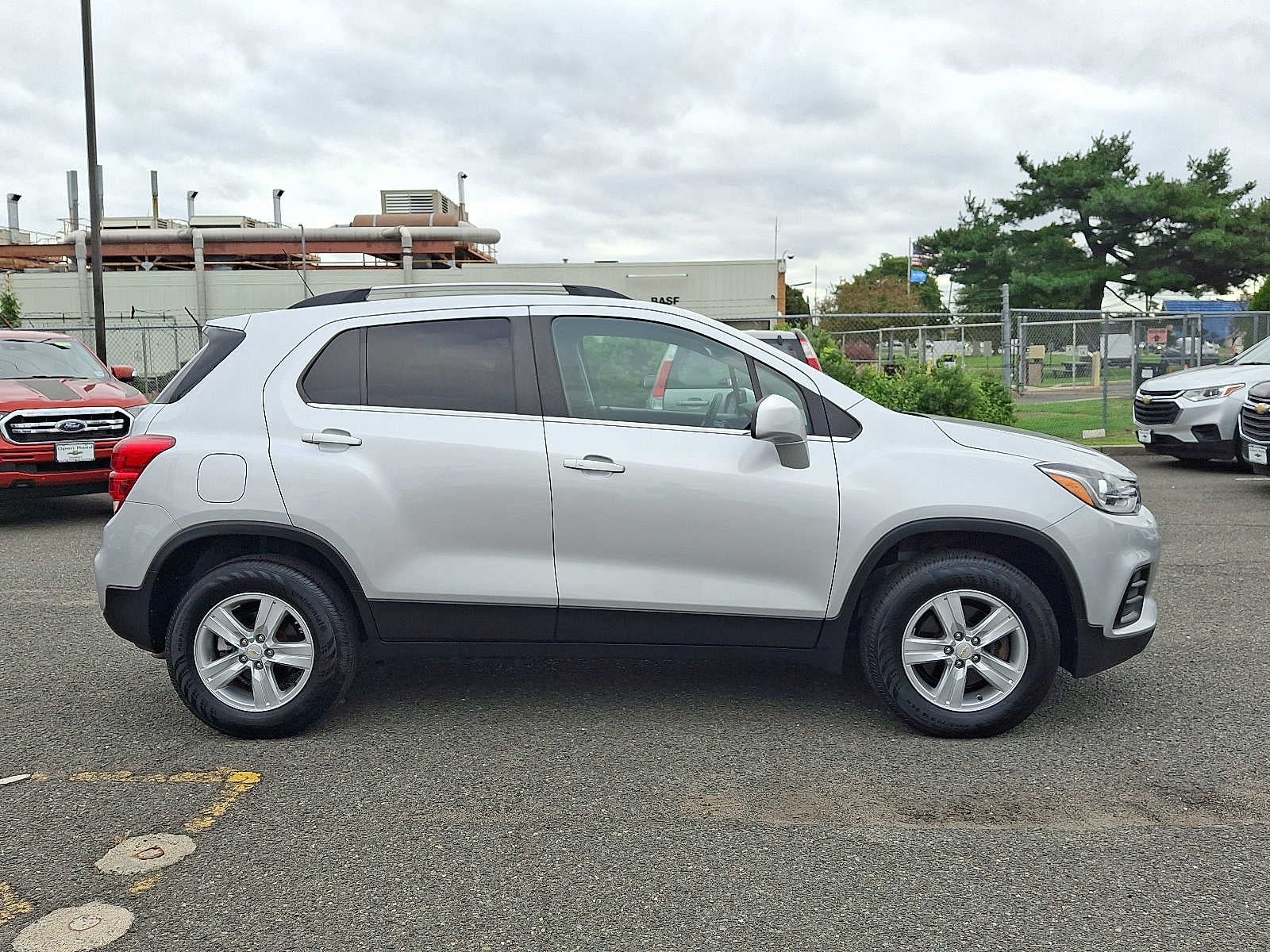 2020 Chevrolet Trax AWD 4dr LT