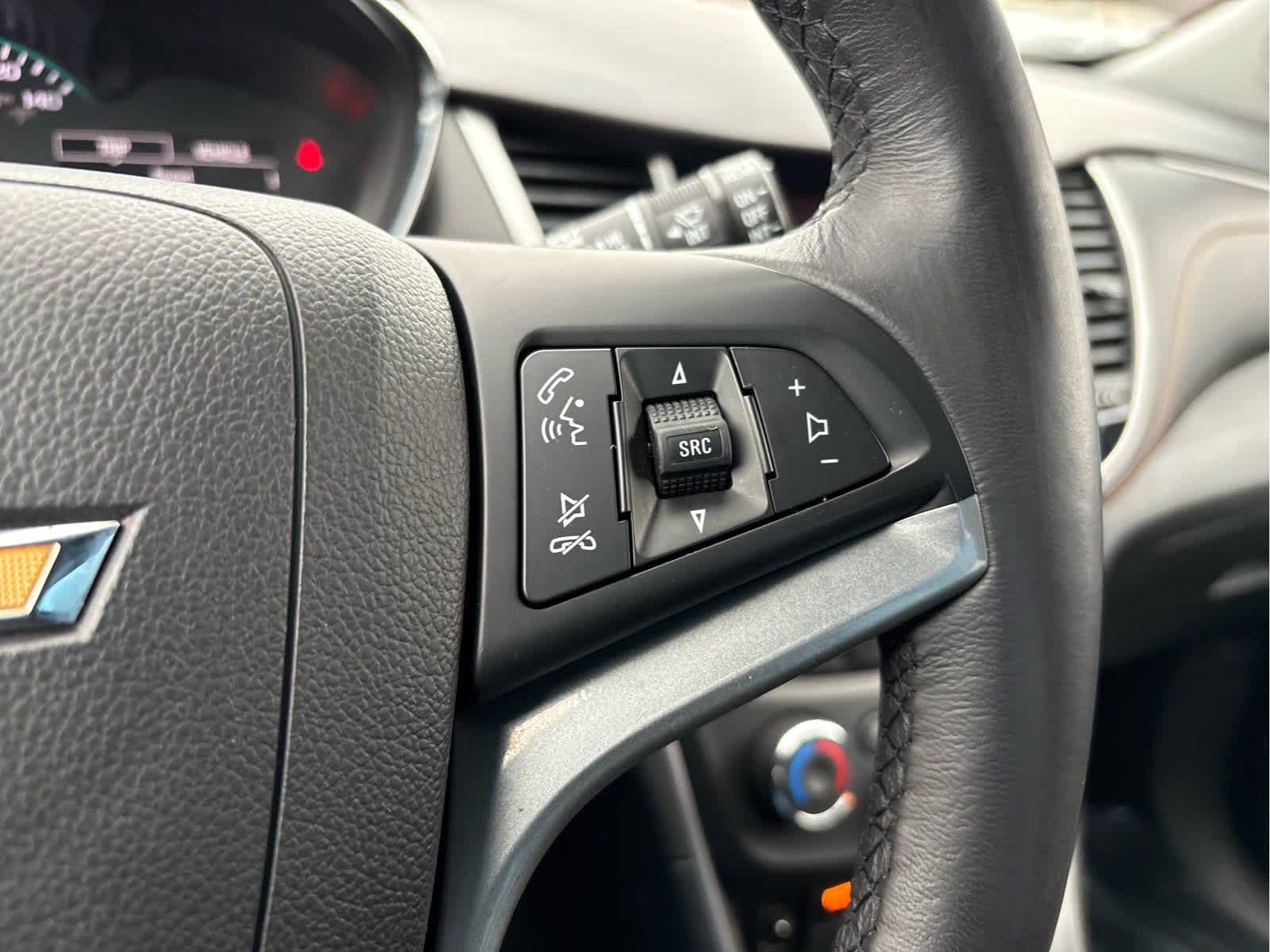 2022 Chevrolet Trax AWD 4dr LT