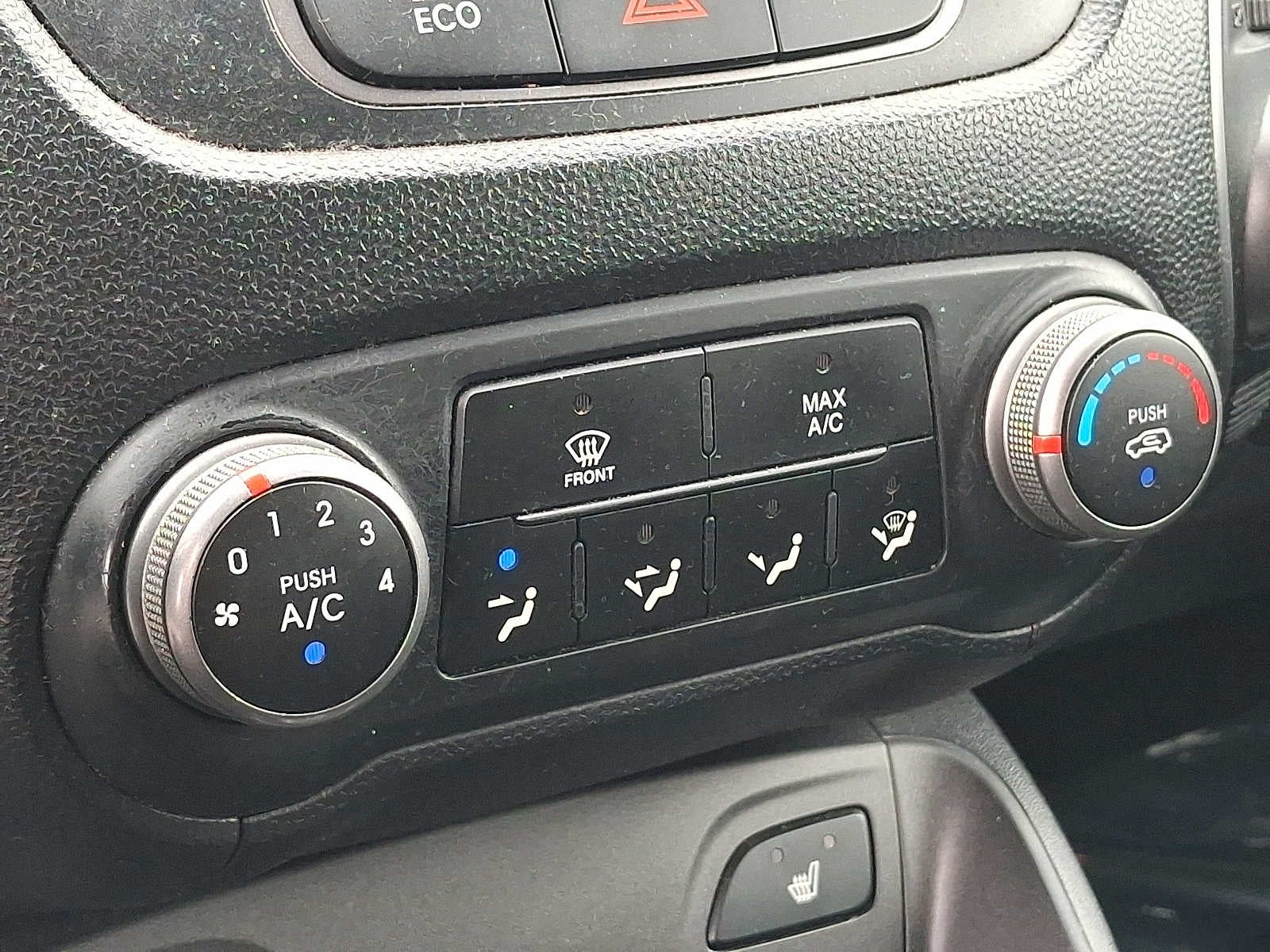 2015 Hyundai Tucson AWD 4dr SE