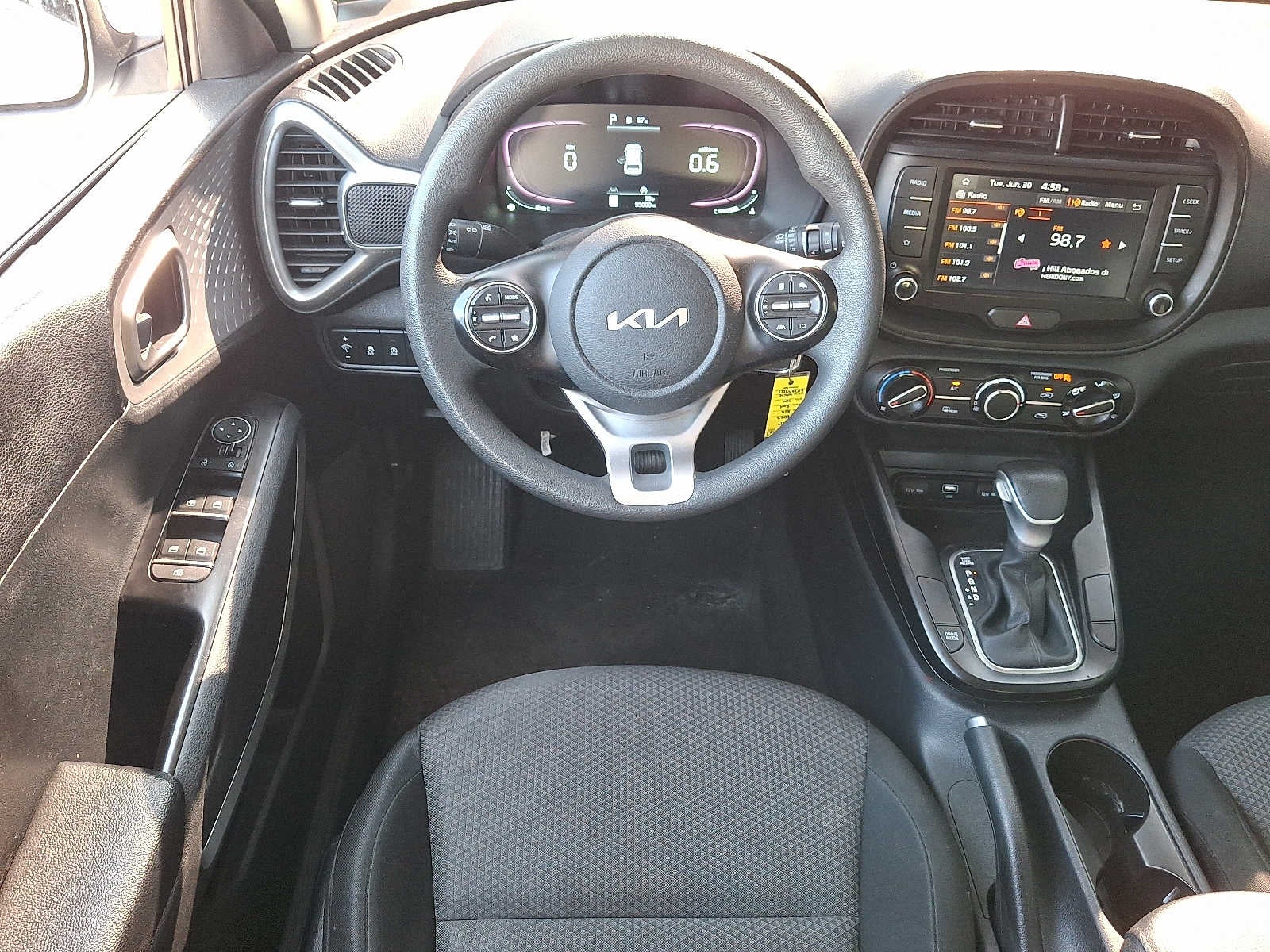 2023 Kia Soul LX IVT