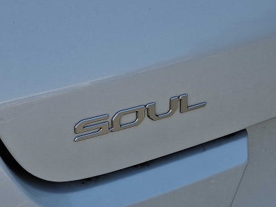 2023 Kia Soul LX IVT