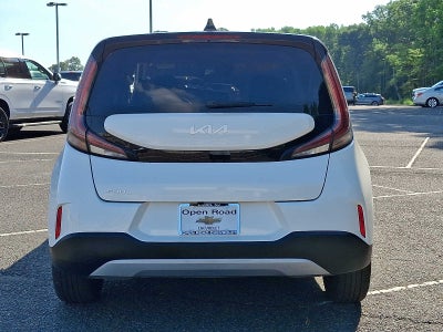 2023 Kia Soul LX IVT