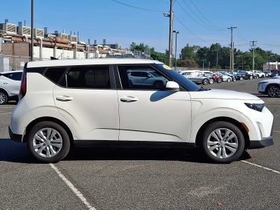 2023 Kia Soul LX IVT