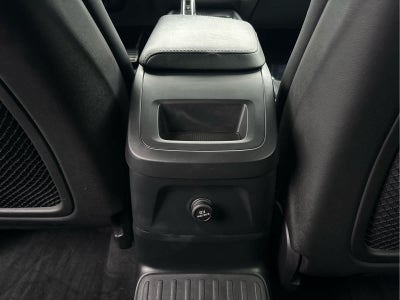 2019 Volvo XC60 T8 eAWD Plug-In Hybrid R-Design