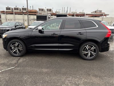 2019 Volvo XC60 T8 eAWD Plug-In Hybrid R-Design
