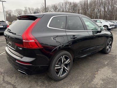 2019 Volvo XC60 T8 eAWD Plug-In Hybrid R-Design
