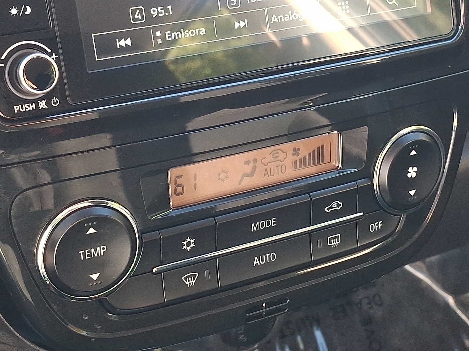 2024 Mitsubishi Mirage ES CVT