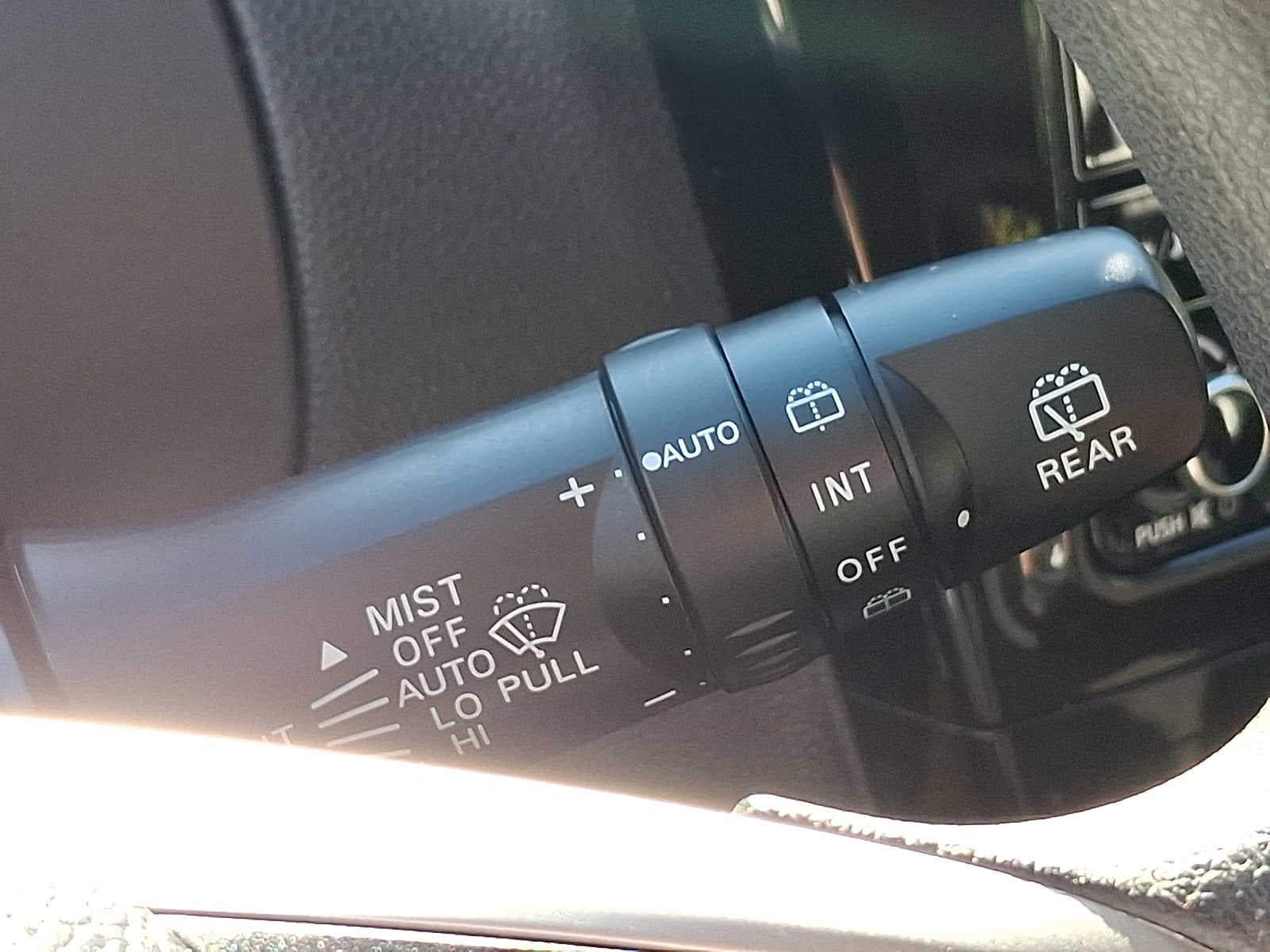 2024 Mitsubishi Mirage ES CVT