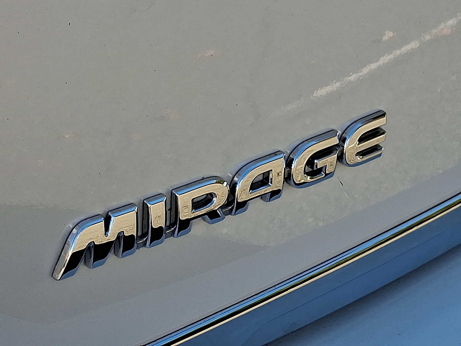 2024 Mitsubishi Mirage ES CVT