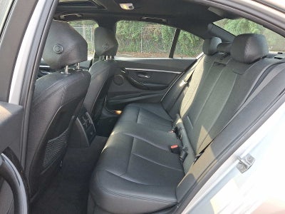 2018 BMW 3 Series 330i xDrive Sedan