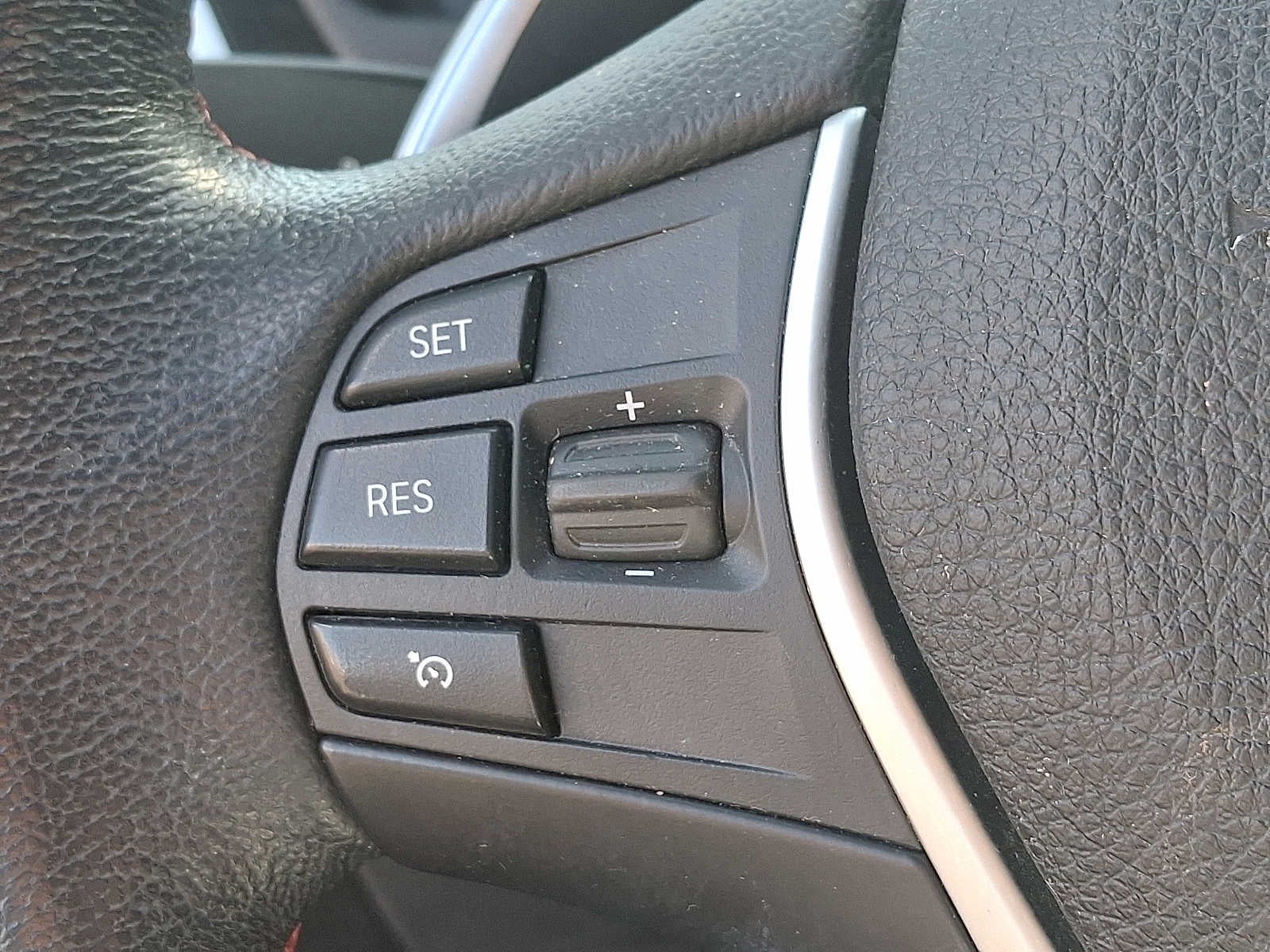 2018 BMW 3 Series 330i xDrive Sedan