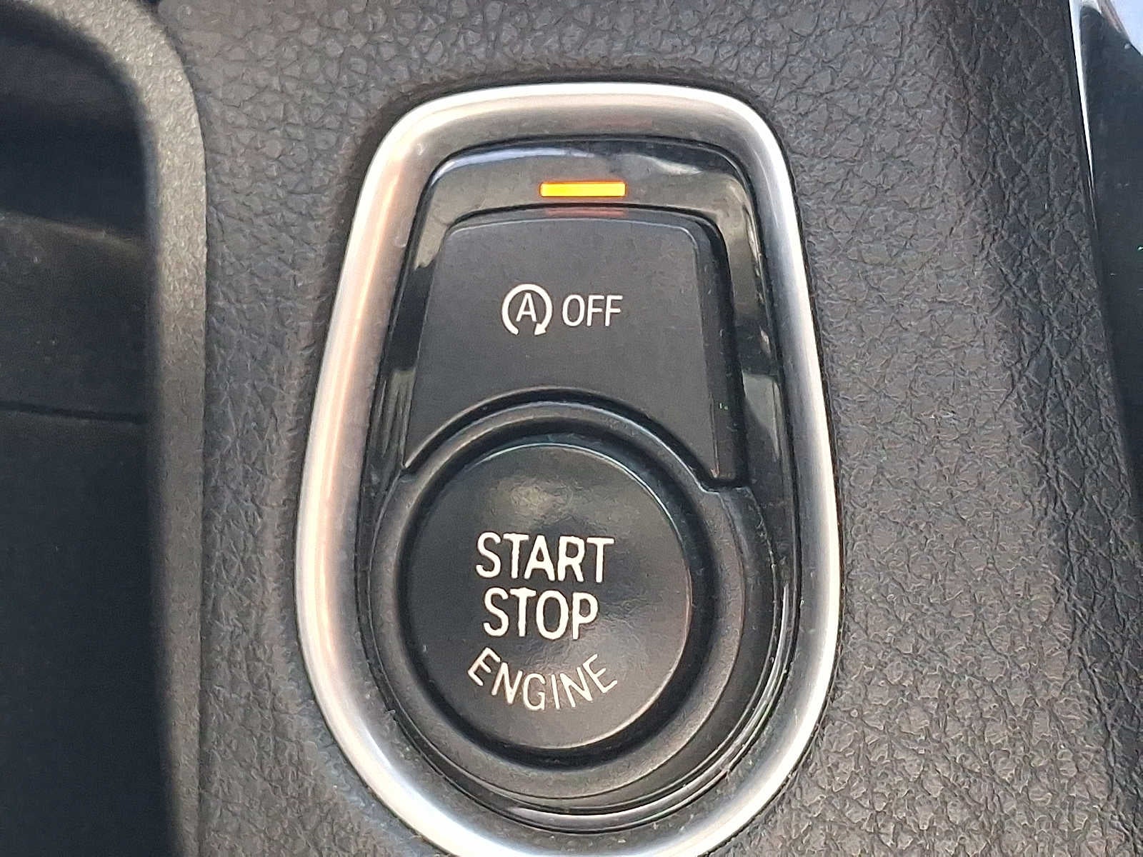 2018 BMW 3 Series 330i xDrive Sedan