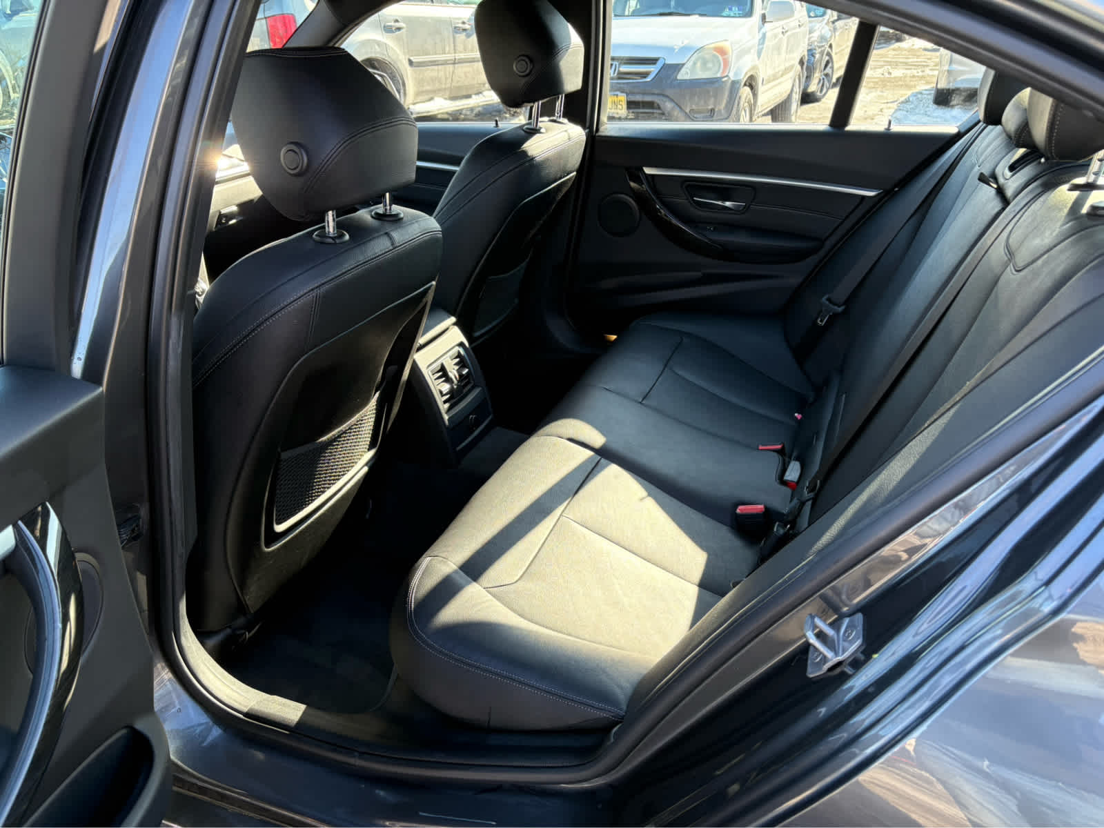 2018 BMW 3 Series 330i xDrive Sedan