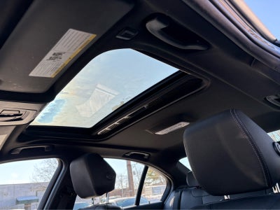 2018 BMW 3 Series 330i xDrive Sedan