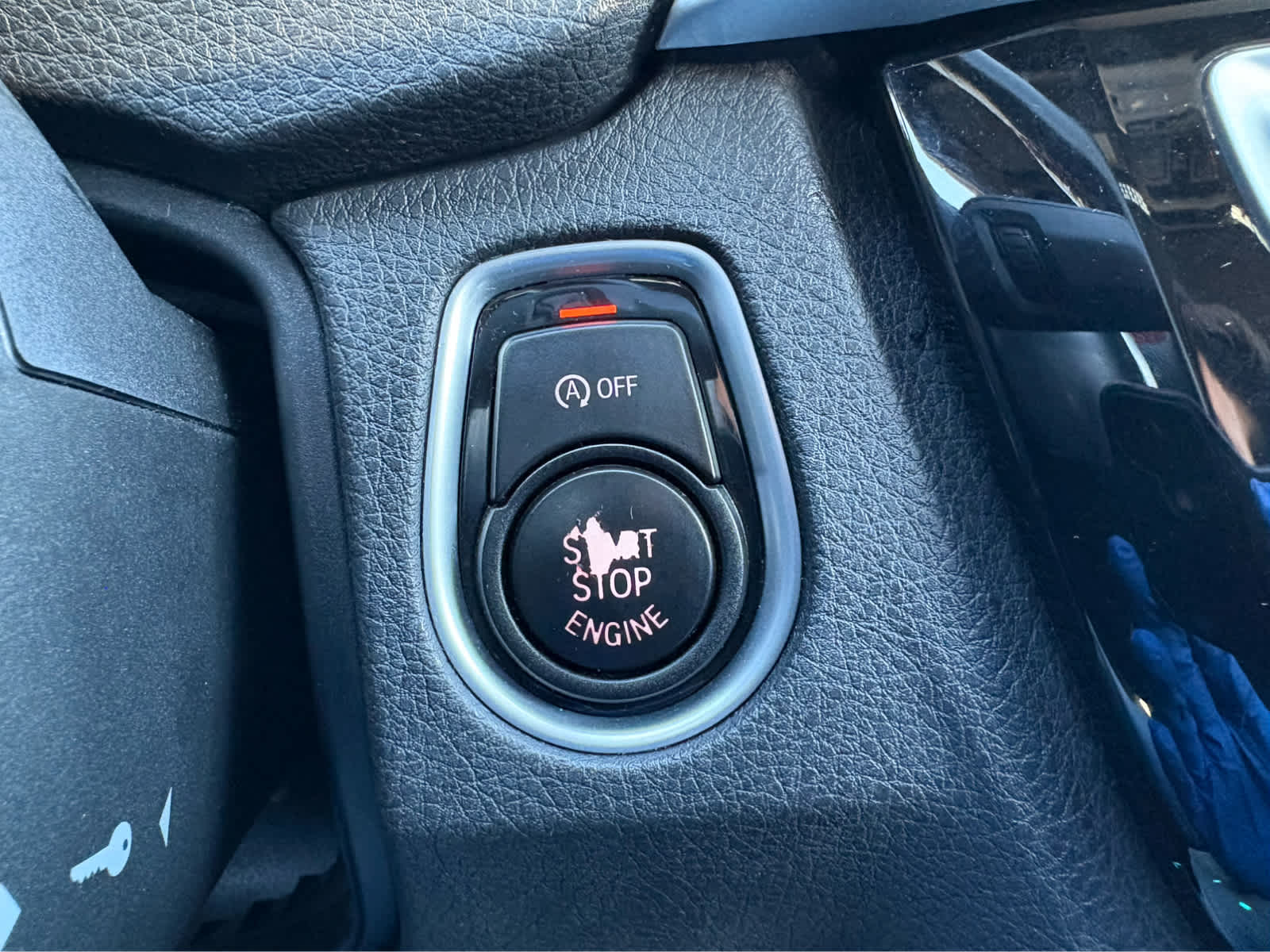 2018 BMW 3 Series 330i xDrive Sedan