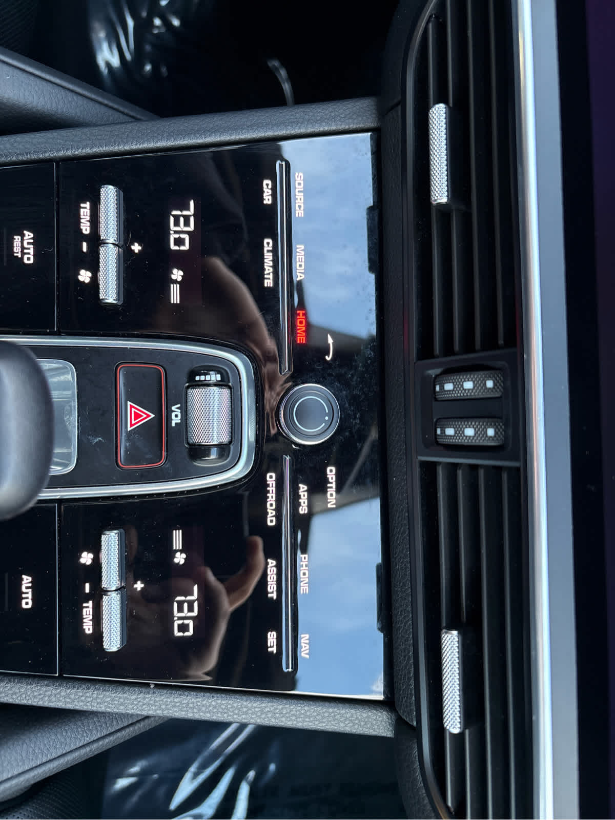 2022 Porsche Cayenne Platinum Edition AWD