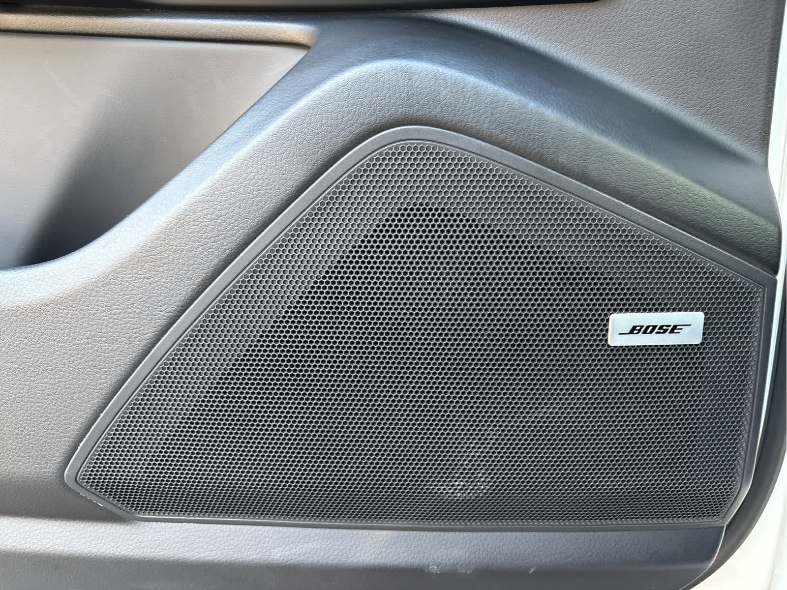 2022 Porsche Cayenne Platinum Edition AWD